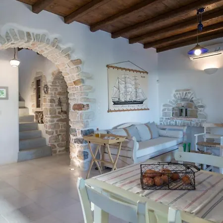 Votsalo Paros *